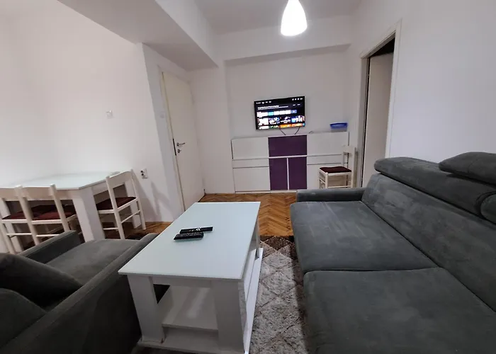 Go-Di Apartment